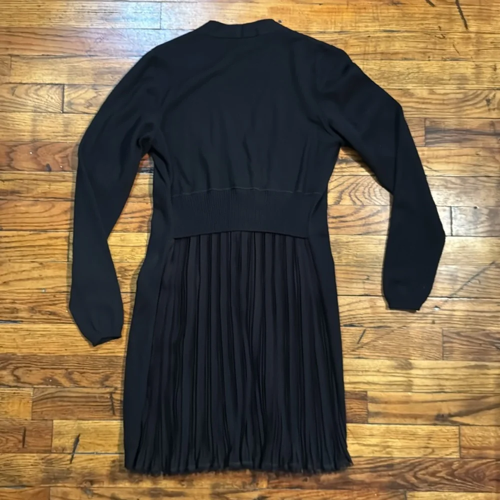 D. EXTERIOR Women's‎ Black Extra Fine Wool Cardigan Elegant Pleated Back Panel S - Picture 8 of 13